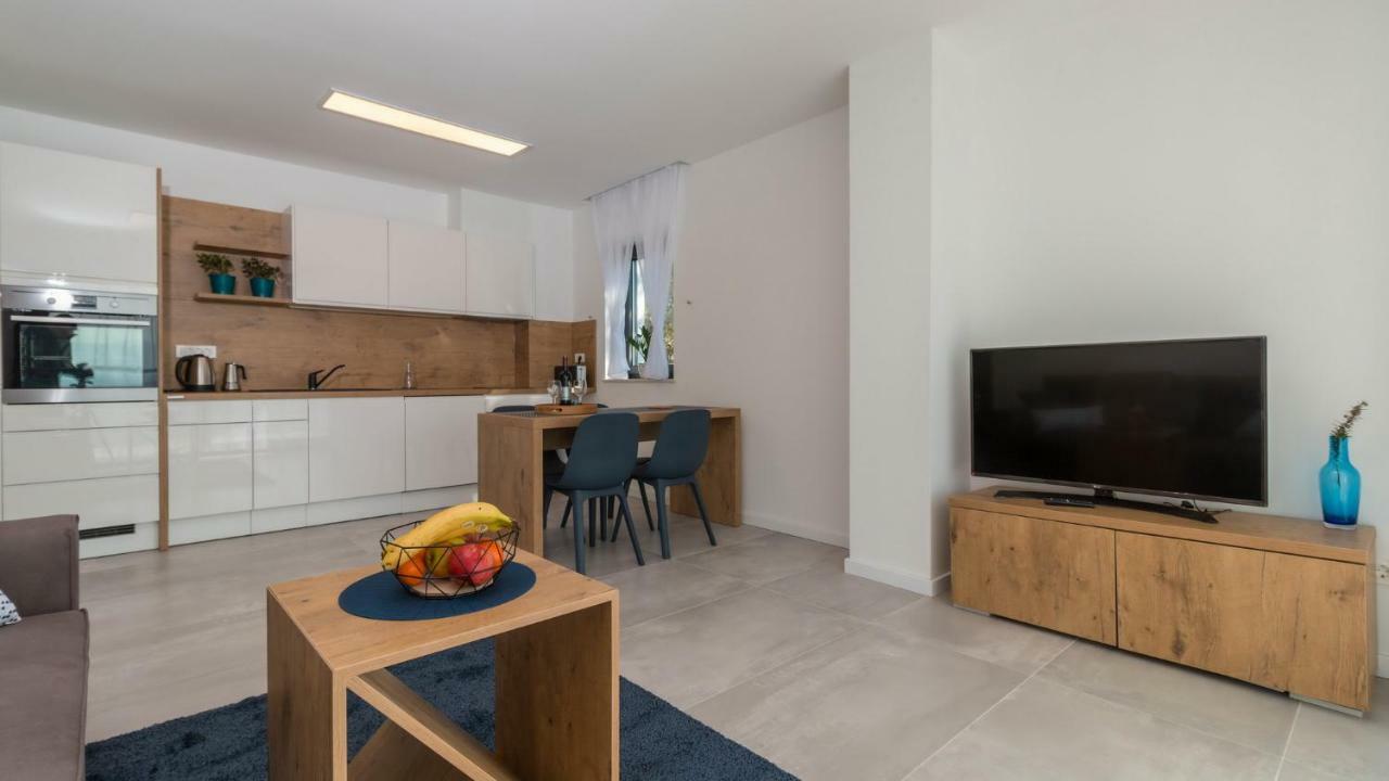 נובי ווינודולסקי Apartment Di Blu מראה חיצוני תמונה